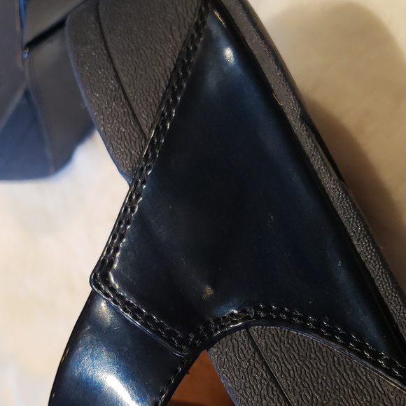 FitFlop Lulu navy blue  Flower Petals Patent Toe-Thong Comfort Sandals Woman’s 9 - Picture 7 of 9